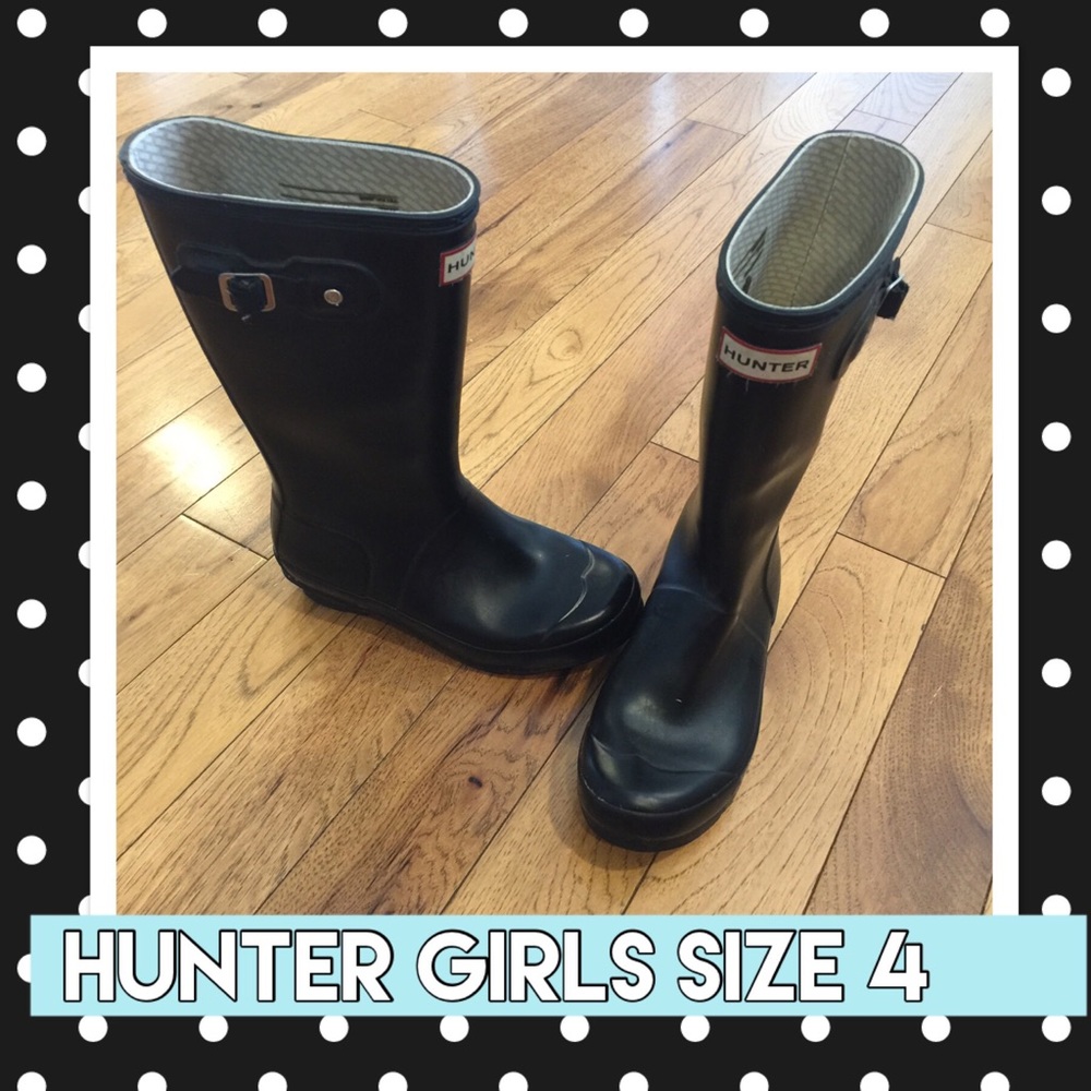 ******SOLD******* Hunter boots girls youth size 4